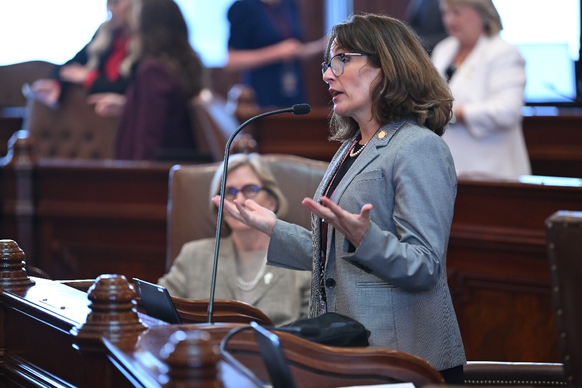 State Senator Meg Loughran Cappel speaks on the Senate floor